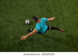 踢球者本期德甲中卫排名：无世界级，于帕、施洛尔上榜